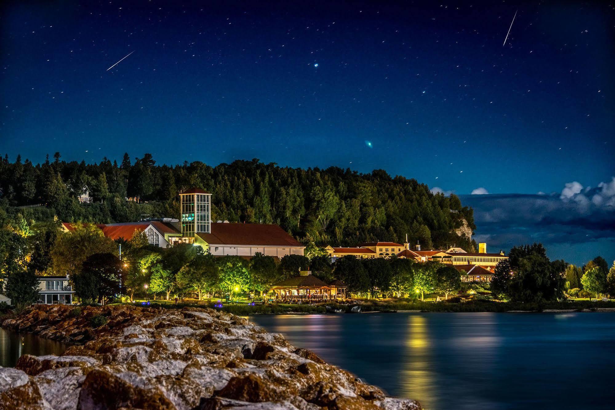 Mission Point Resort 麦基诺岛 外观 照片